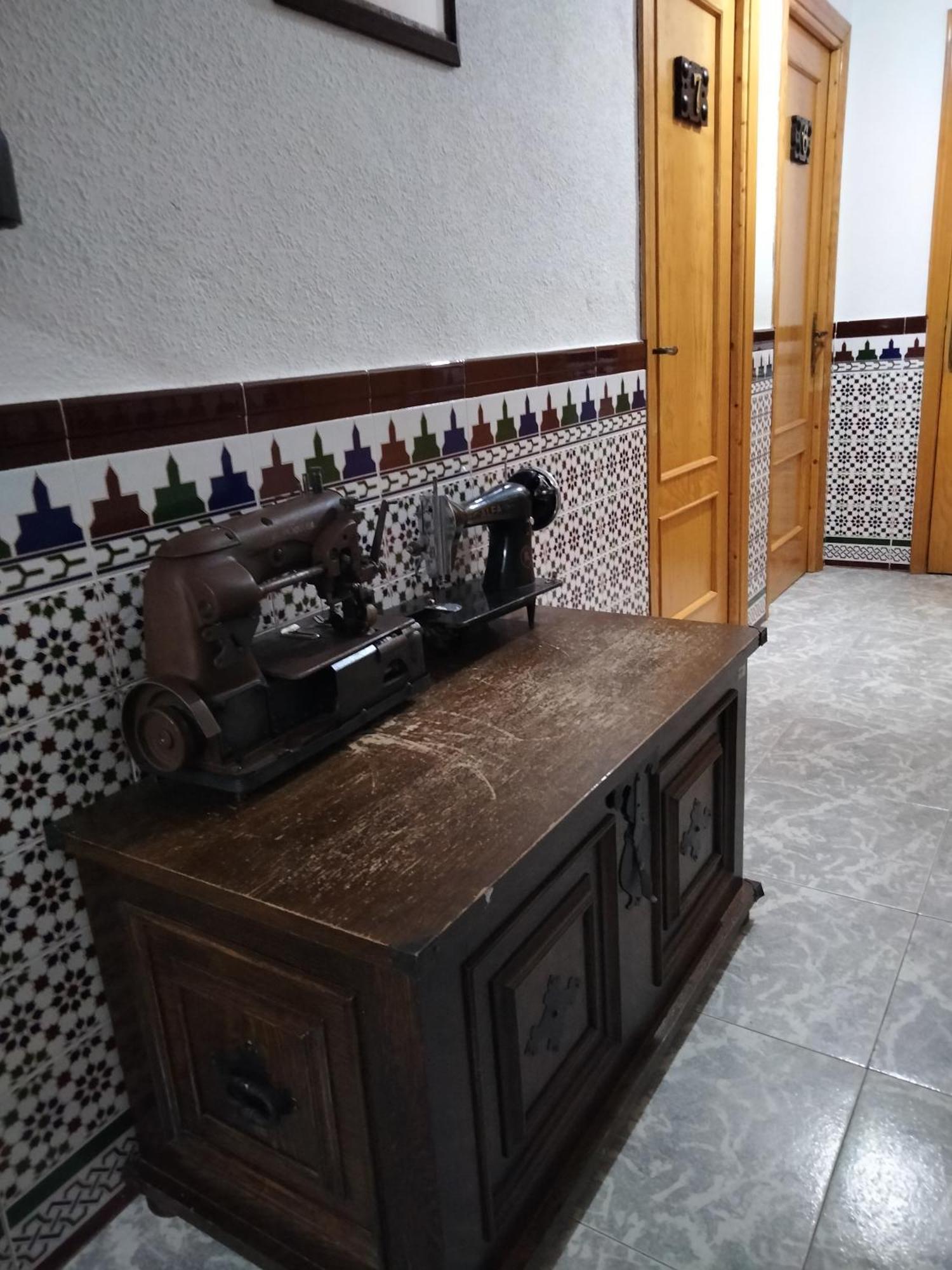 Hostal Restaurante El Labrador Talavera de la Reina Exterior foto
